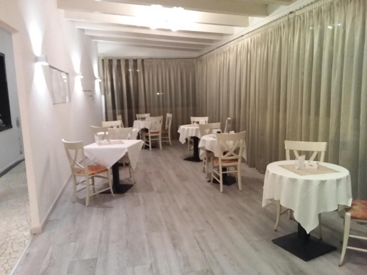 Hotel Alle Scuole New Curtarolo Exteriör bild
